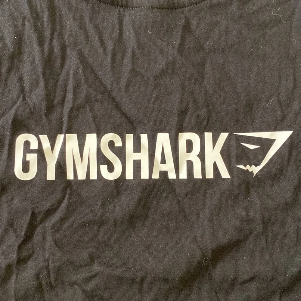 Gymshark Crop Mesh Back Tank - Black - Medium - Picture 3 of 9